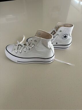 Converse Chuck Taylor All Star Lift Platform, White, Size 5.5